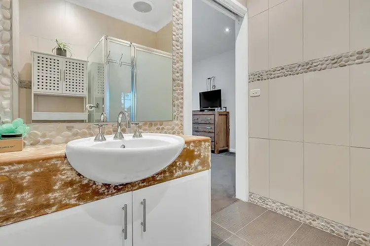 Third view of Homely house listing, 5 Creekwood Drive, Craigieburn VIC 3064