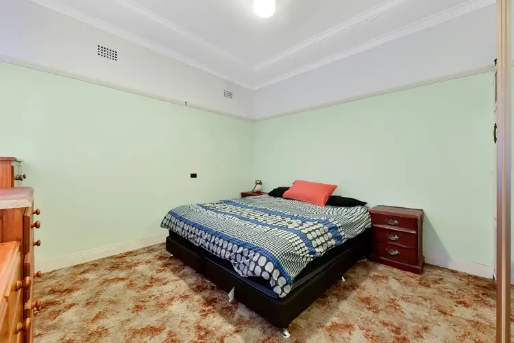 Fifth view of Homely house listing, 76 Belmont Road, Glenfield NSW 2167