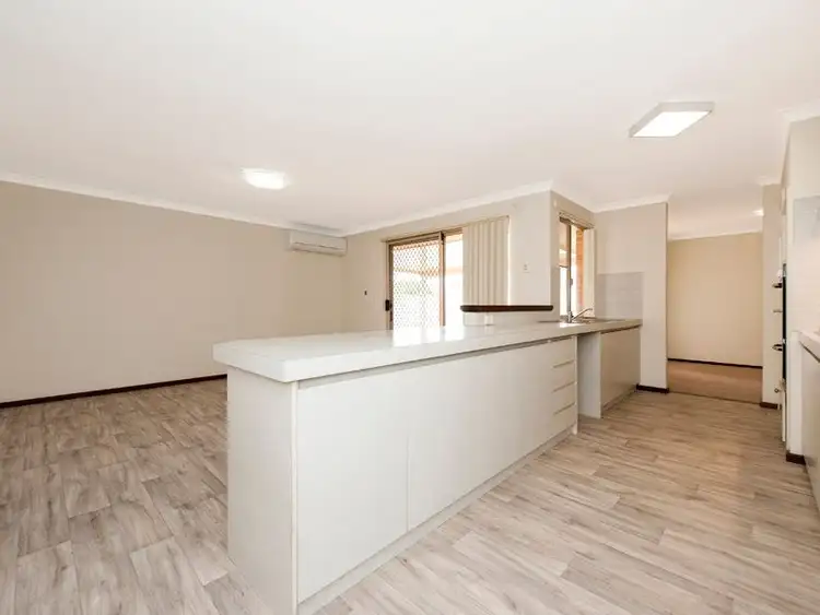 Fourth view of Homely house listing, 10 Avonlea Place, Bullsbrook WA 6084