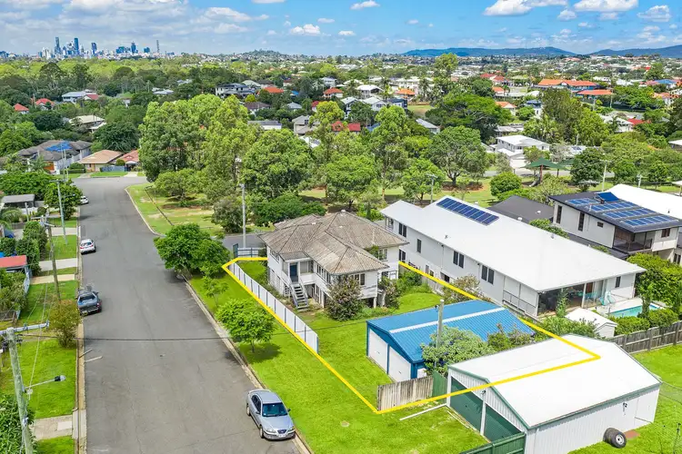 1 Belloy Street, Wavell Heights QLD 4012
