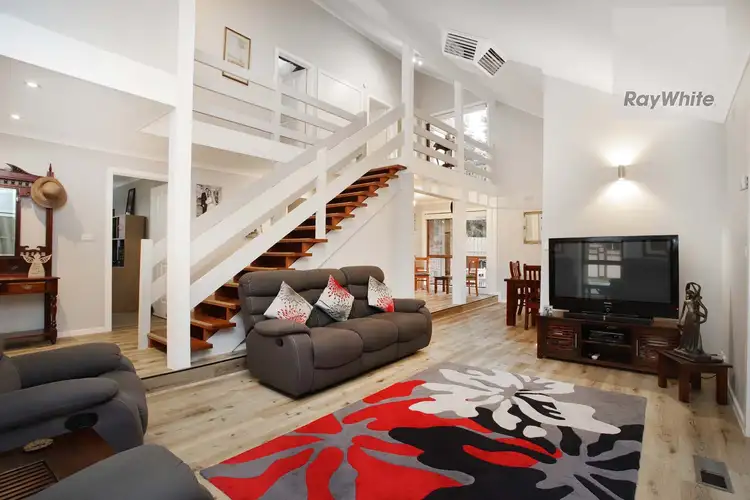 Sixth view of Homely house listing, 6 Thornleigh Place, Westmeadows VIC 3049