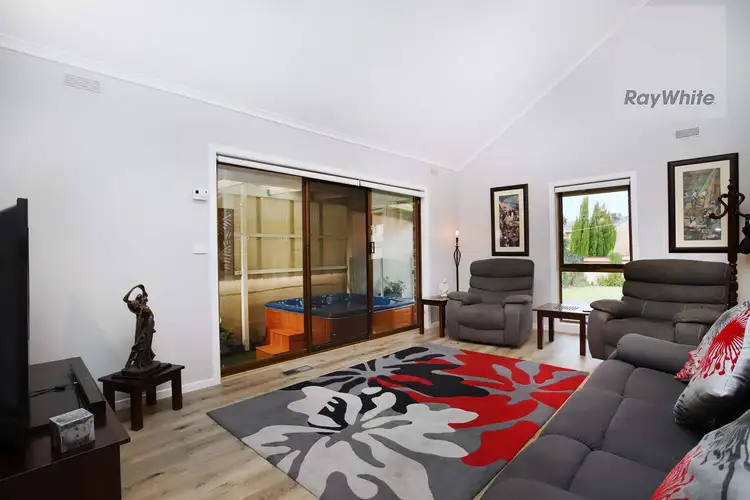 Seventh view of Homely house listing, 6 Thornleigh Place, Westmeadows VIC 3049