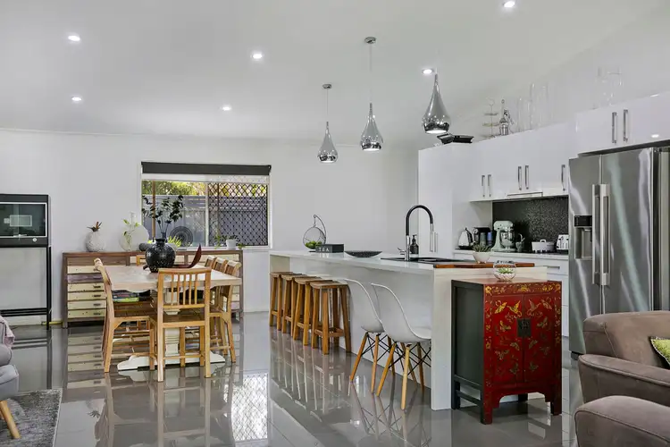 16 Maidstone Place, Robina QLD 4226