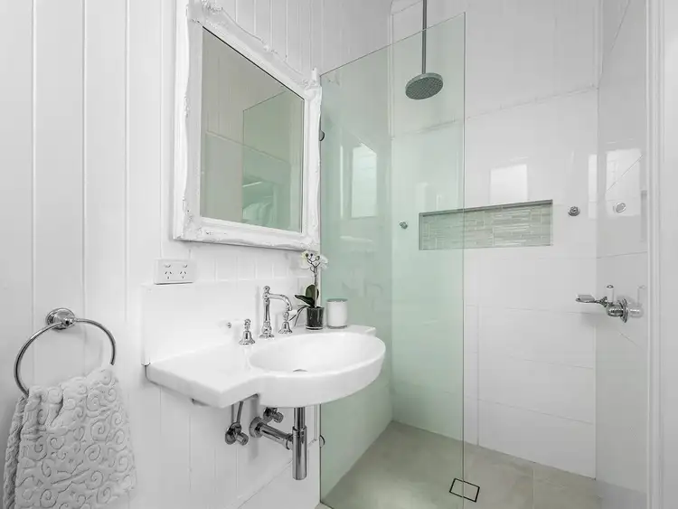 Sixth view of Homely house listing, 4 Owen Street, Wooloowin QLD 4030