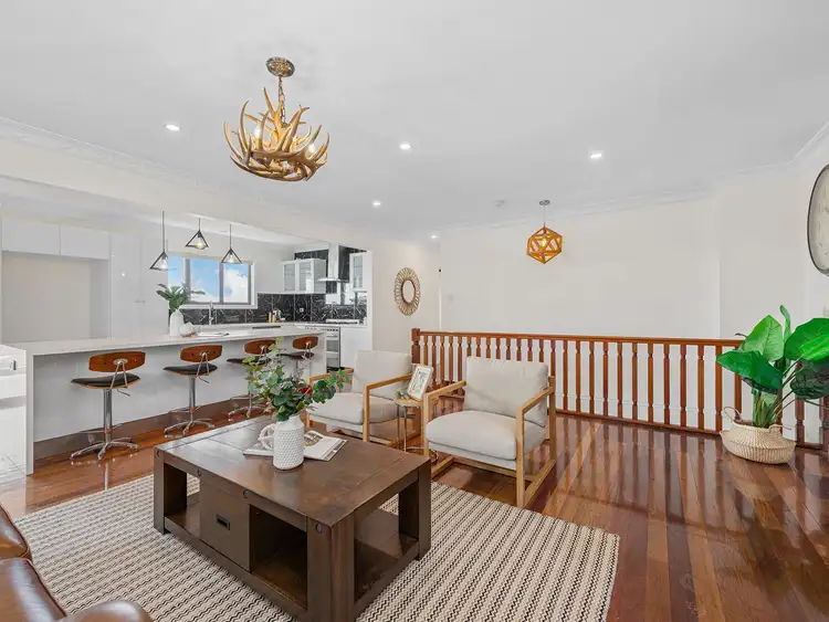 864 Oxley Road, Oxley QLD 4075