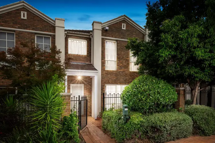 10 Reid Walk, Macleod VIC 3085