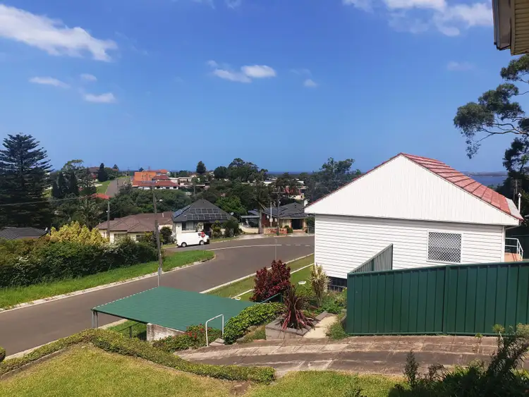 Main view of Homely house listing, 6 Claremont Avenue, Lake Heights NSW 2502