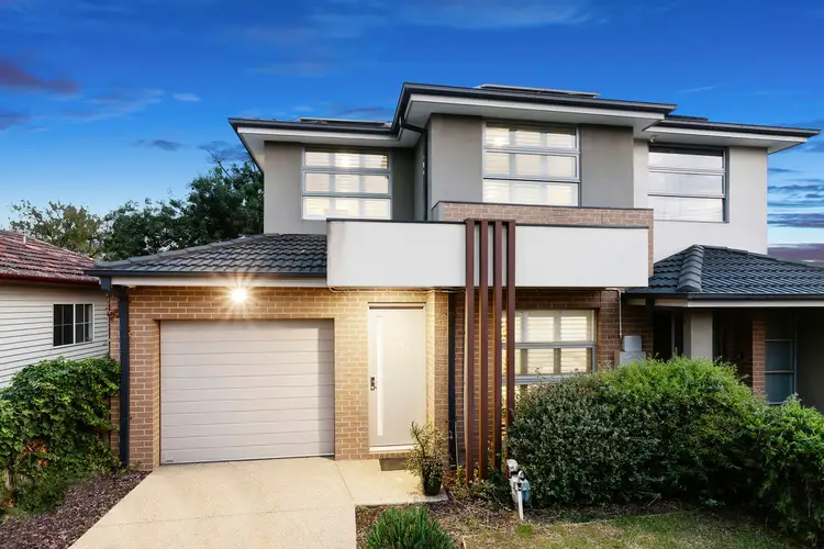 2B Eleebana Avenue, Hughesdale VIC 3166