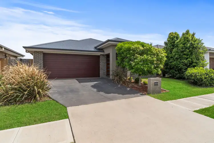 7 Oates Street, Spring Farm NSW 2570