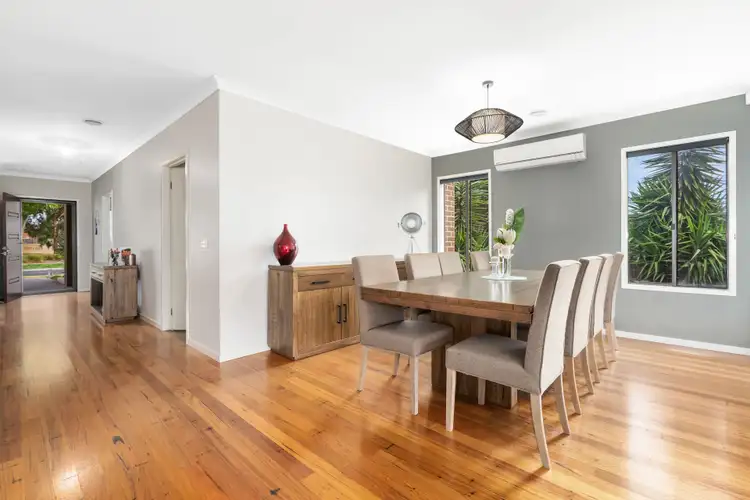 Fifth view of Homely house listing, 1 Songbird Crescent, South Morang VIC 3752