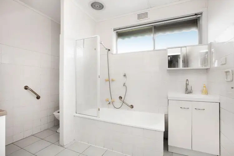 Sixth view of Homely unit listing, 4/137 Crookston Road, Reservoir VIC 3073