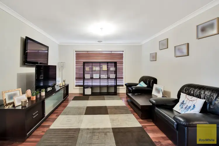 8 fieldstone Place, Tarneit VIC 3029