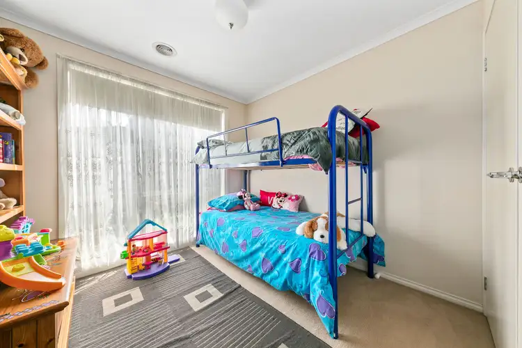 Fifth view of Homely house listing, 14 Emma Close, Drouin VIC 3818