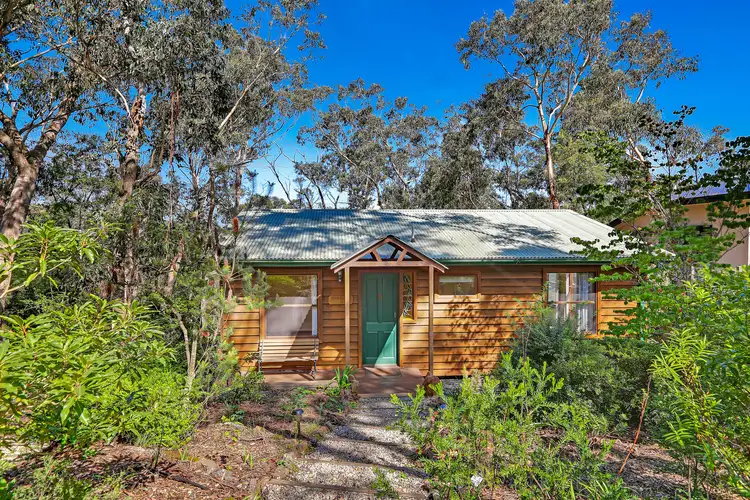 21 Cross Street, Blackheath NSW 2785