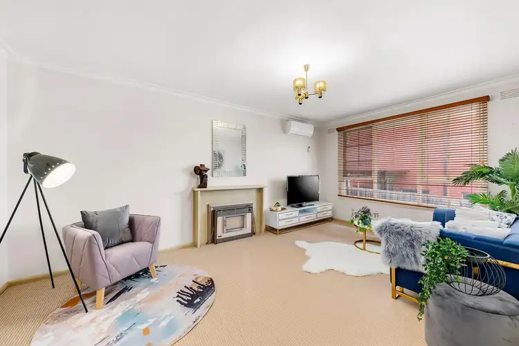 Main view of Homely unit listing, 2/34 Hunter Road, Camberwell VIC 3124