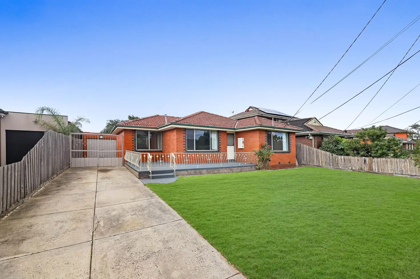 Main view of Homely house listing, 32 Tunbridge Crescent, Lalor VIC 3075