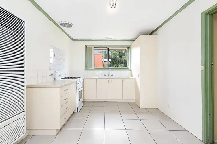 Second view of Homely house listing, 32 Tunbridge Crescent, Lalor VIC 3075