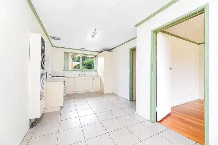 Third view of Homely house listing, 32 Tunbridge Crescent, Lalor VIC 3075