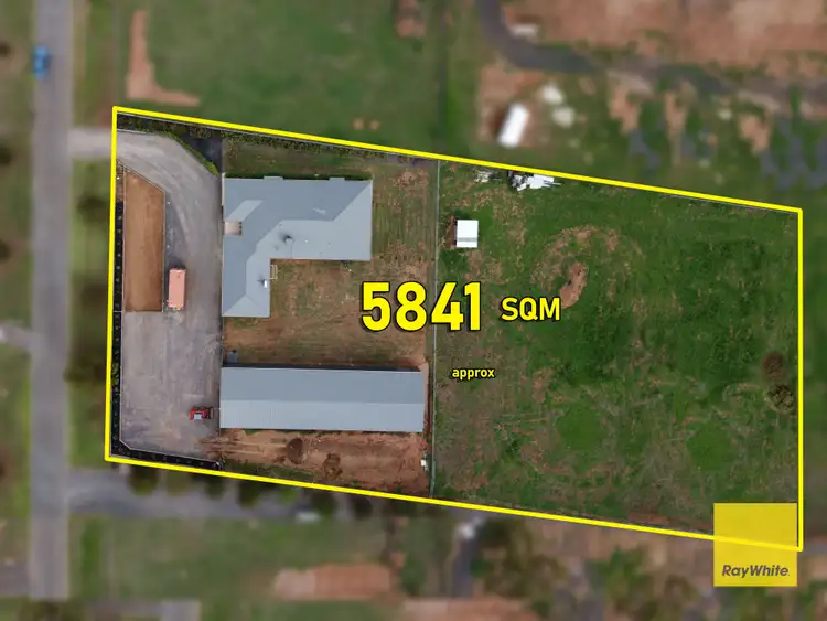 Third view of Homely house listing, 5 Thomas Drive, Hopetoun Park VIC 3340