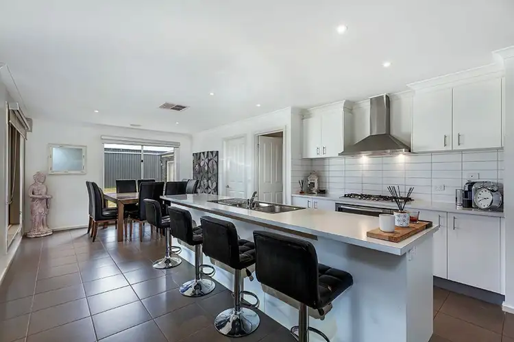 Sixth view of Homely house listing, 5 Thomas Drive, Hopetoun Park VIC 3340