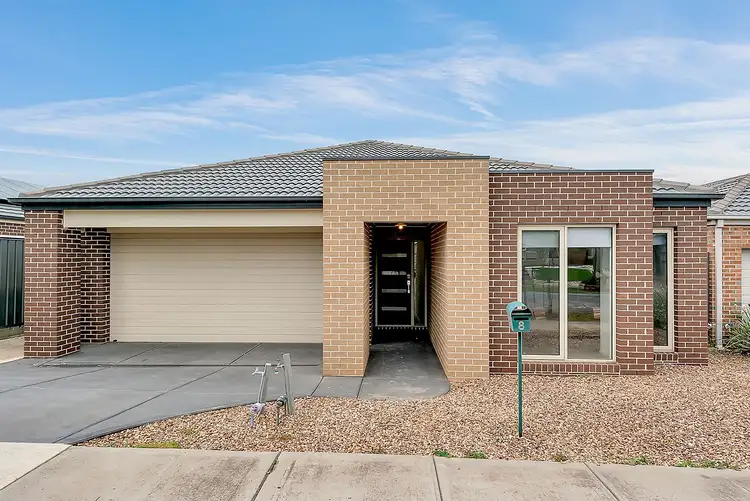 Main view of Homely house listing, 8 Kensley Circuit, Craigieburn VIC 3064