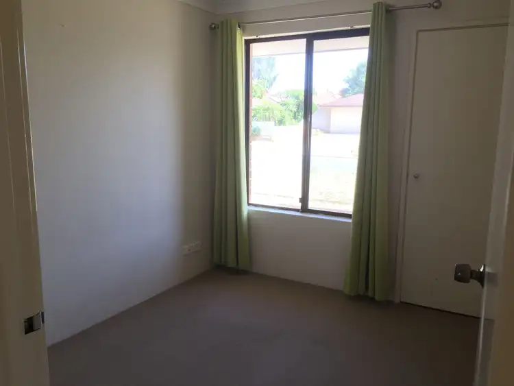 Seventh view of Homely house listing, 4 Durack Crescent, Gosnells WA 6110