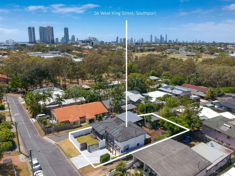 36 West King Street, Southport QLD 4215