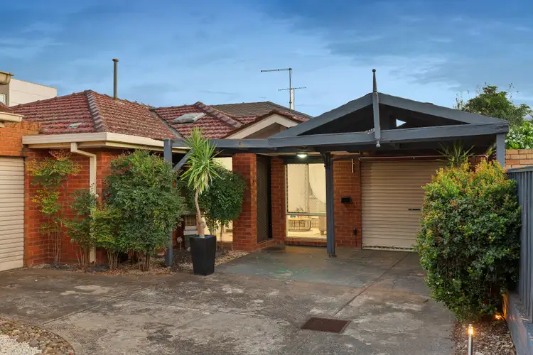 Main view of Homely unit listing, 2/98 Belmore Road, Balwyn VIC 3103