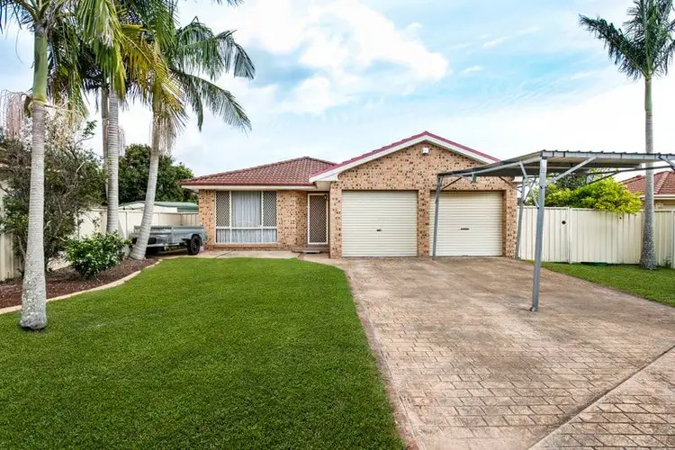 7 Macintyre Street, Bateau Bay NSW 2261
