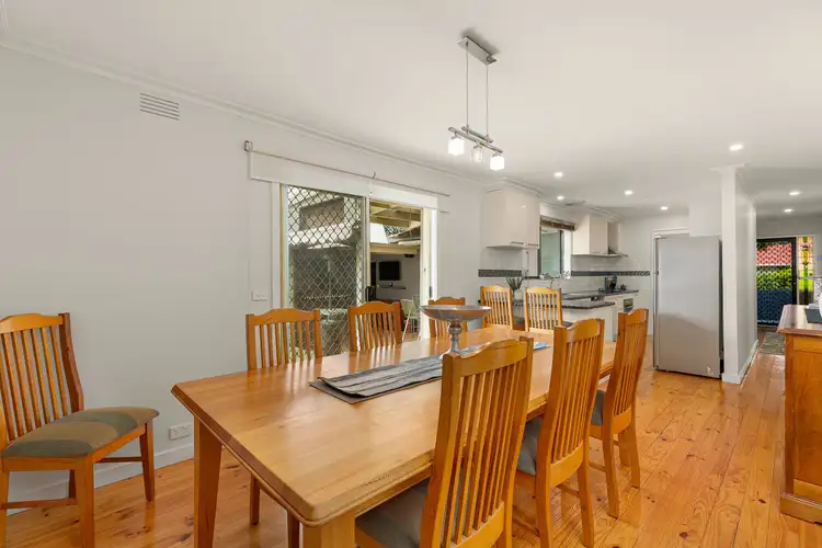 Fifth view of Homely house listing, 3 Harcourt Crescent, Gladstone Park VIC 3043