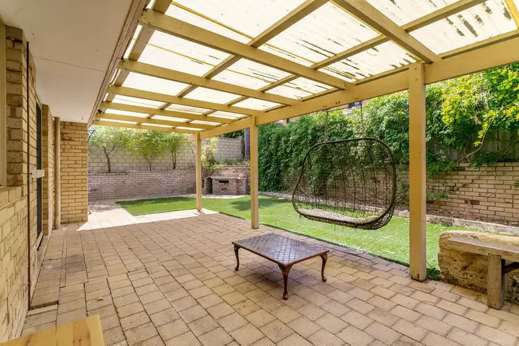 22B Melbourne Street, St James WA 6102