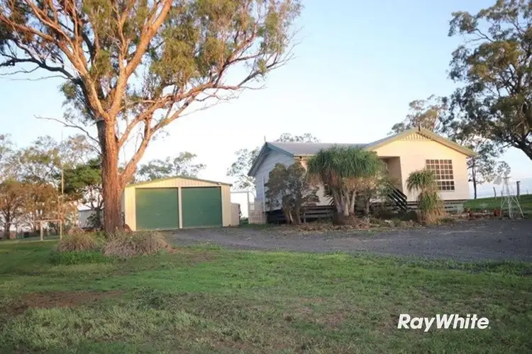 26 Peters Road, Meringandan West QLD 4352
