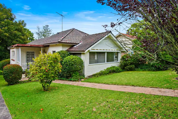 27 Wentworth Avenue, Waitara NSW 2077