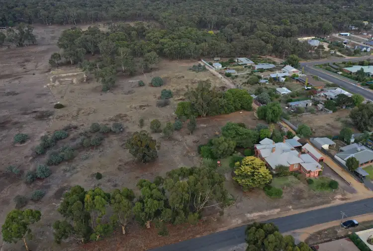 Sixth view of Homely house listing, 1 Albert Street, St Arnaud VIC 3478