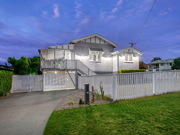 18 Pollux Avenue, Coorparoo QLD 4151