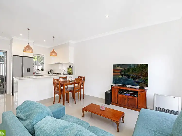 6/45 Cordeaux Road, Figtree NSW 2525