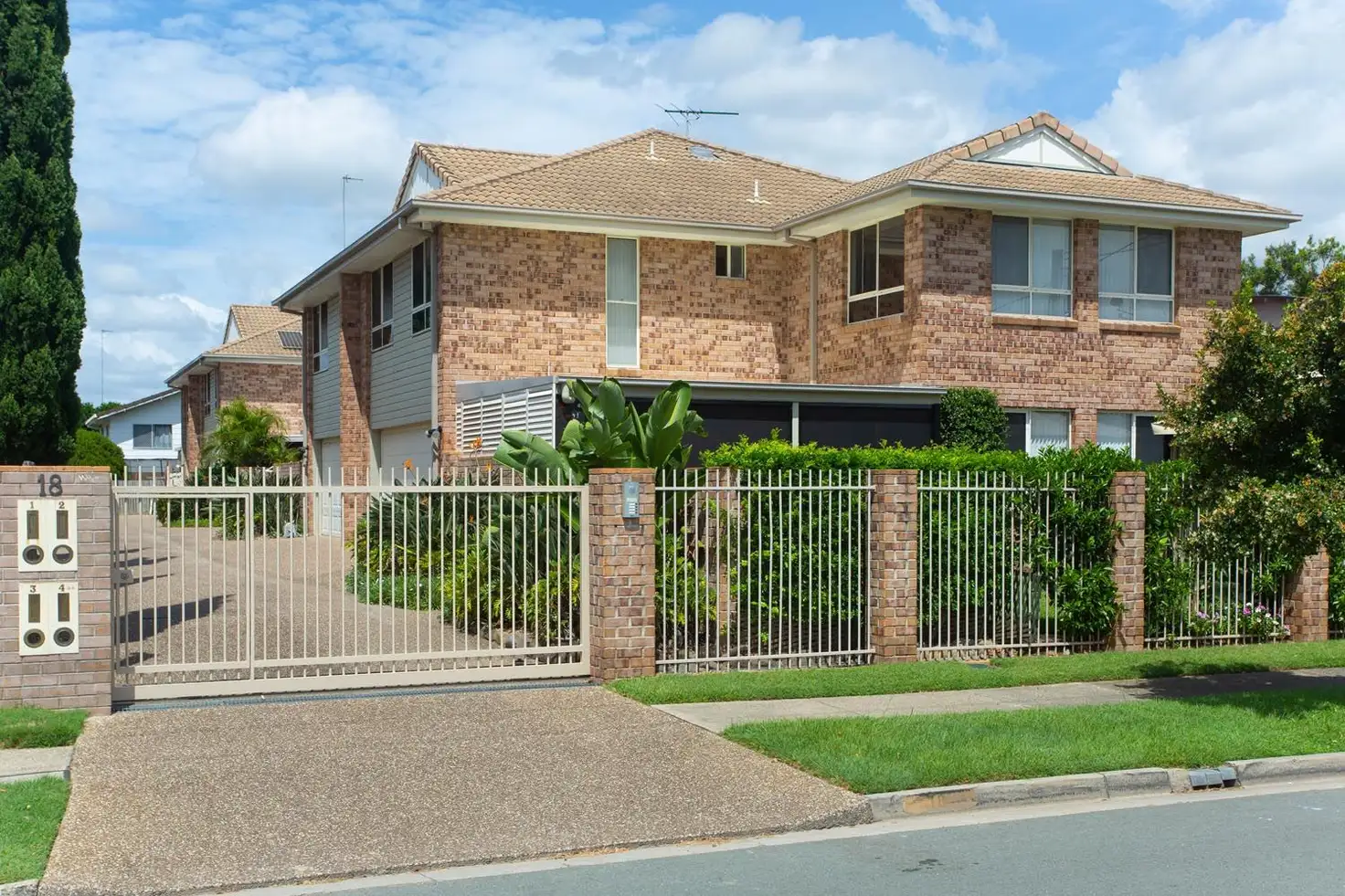 Main view of Homely townhouse listing, 3/18 Broad Street, Labrador QLD 4215
