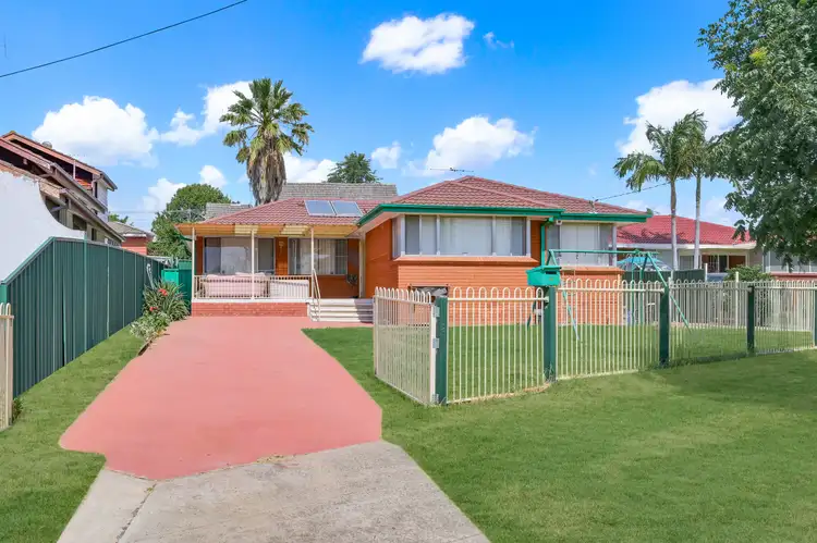 32 & 32a Lawson Street, Campbelltown NSW 2560