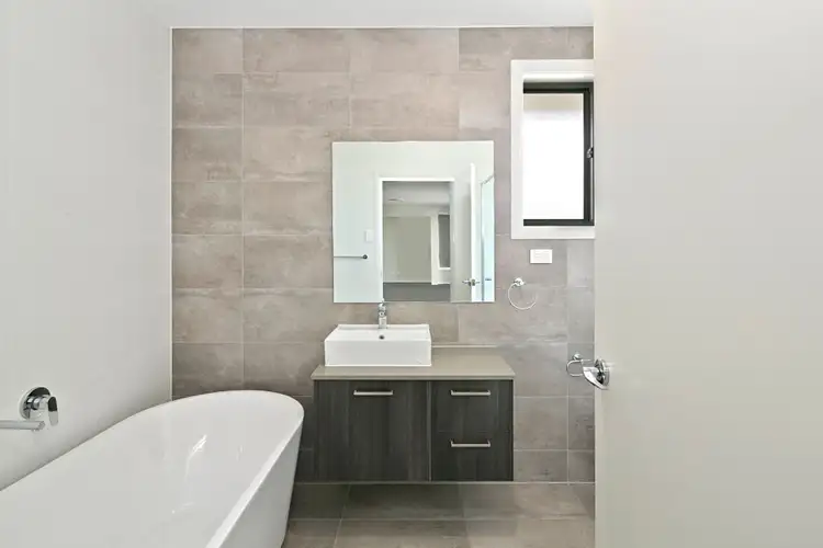 Fifth view of Homely house listing, 67 Quiberon Way, Goulburn NSW 2580