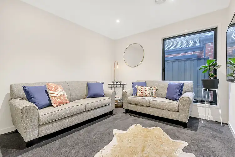Fifth view of Homely house listing, 6 Landor Way, Craigieburn VIC 3064