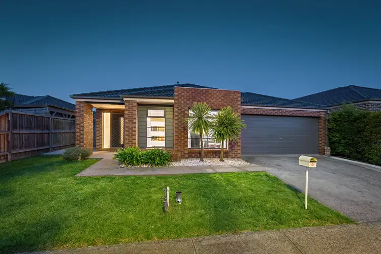 9 Kareelah Link, South Morang VIC 3752