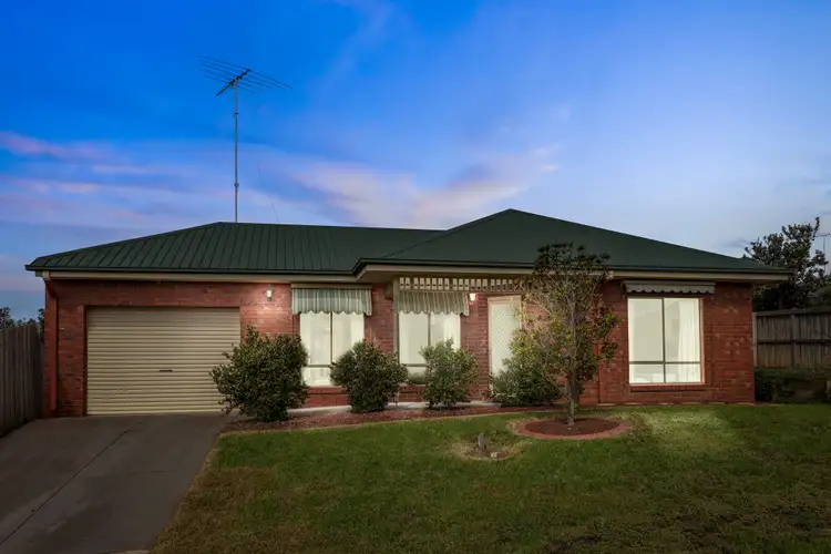 32 Shiraz Drive, Waurn Ponds VIC 3216