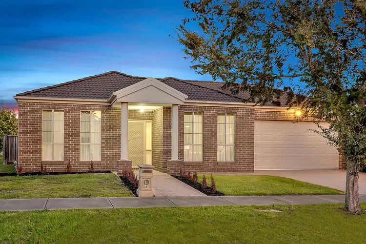 6 Bellfield Drive, Craigieburn VIC 3064