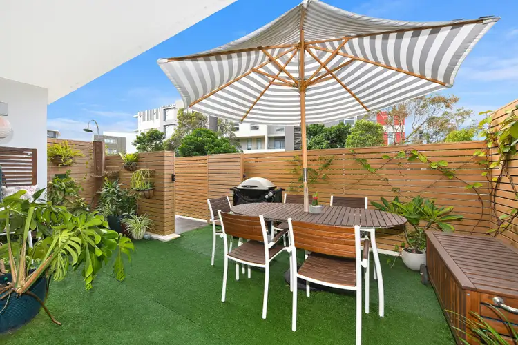Second view of Homely apartment listing, 6/2-8 Pine Avenue, Little Bay NSW 2036
