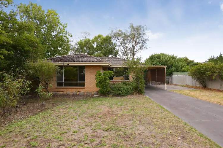52 Kidman Avenue, South Guildford WA 6055