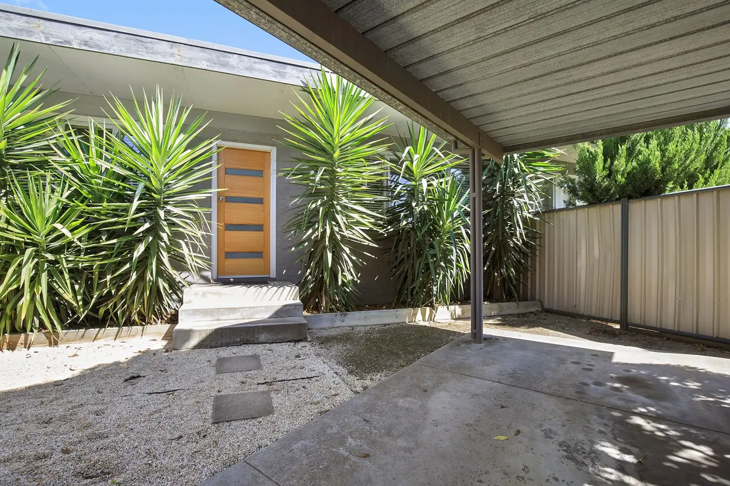 Main view of Homely unit listing, 2/11 High Street, Ararat VIC 3377