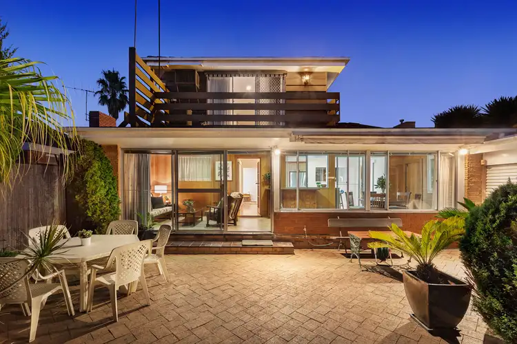 Fifth view of Homely house listing, 2 Eldon Court, Hampton East VIC 3188