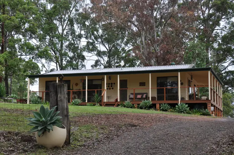 25 Lika Drive, South Kempsey NSW 2440