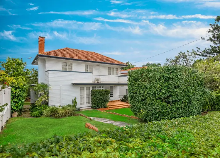 112 Crescent Road, Hamilton QLD 4007