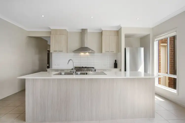 Fourth view of Homely house listing, 10 Jacka Street, Wodonga VIC 3690